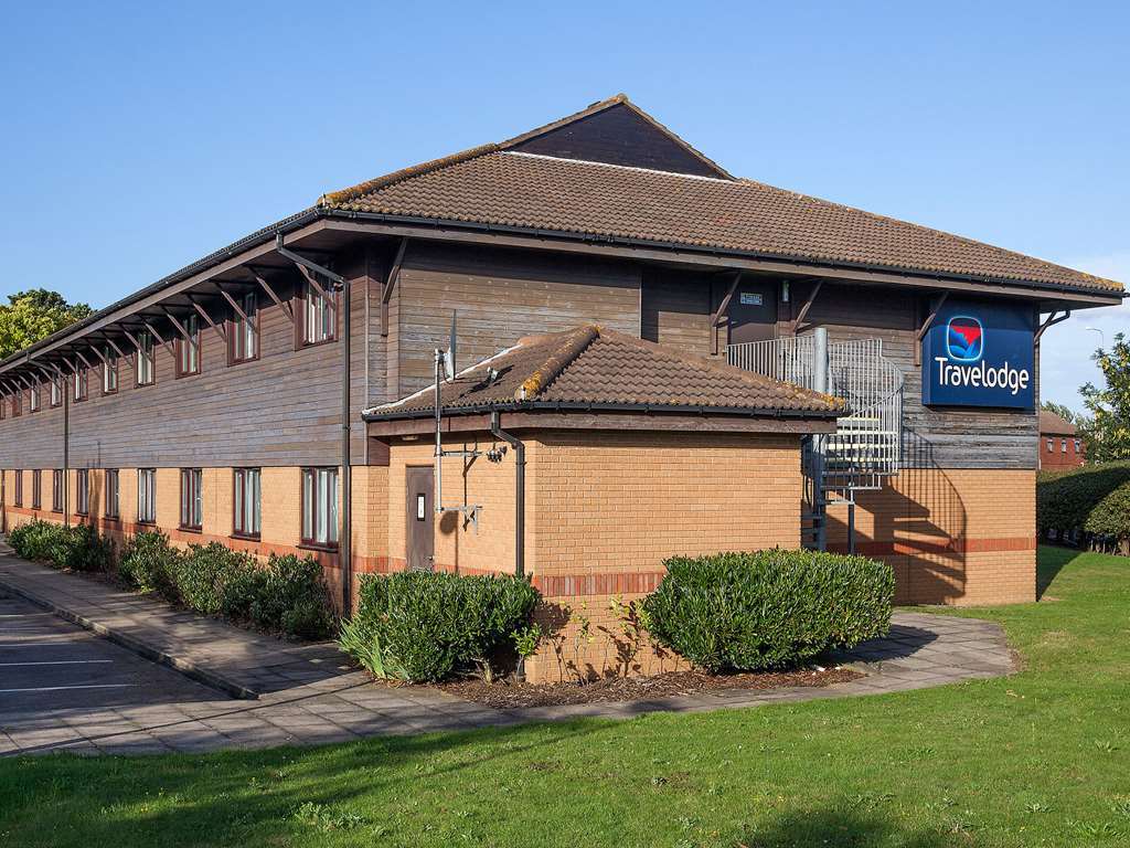 Travelodge Bedford Wyboston Экстерьер фото