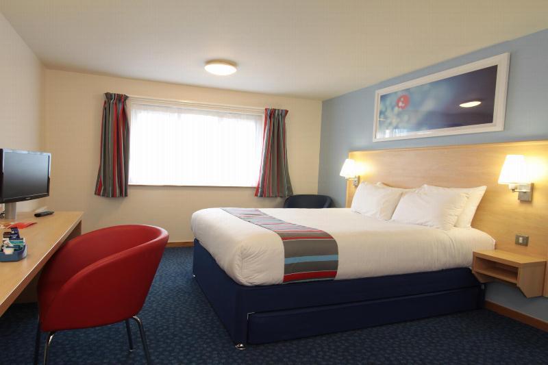 Travelodge Bedford Wyboston Экстерьер фото