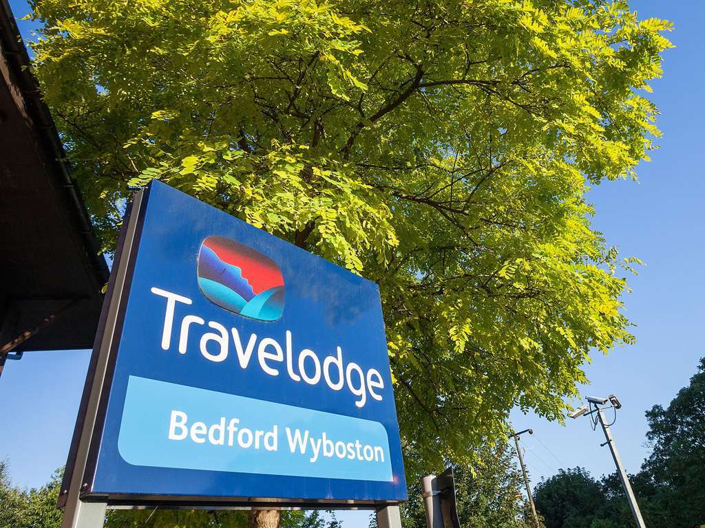 Travelodge Bedford Wyboston Экстерьер фото